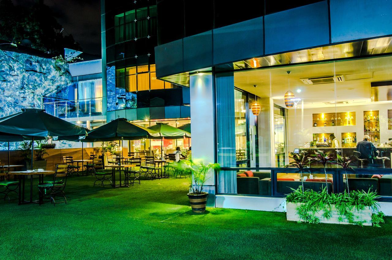 Prideinn Azure Hotel Nairobi Westlands Экстерьер фото